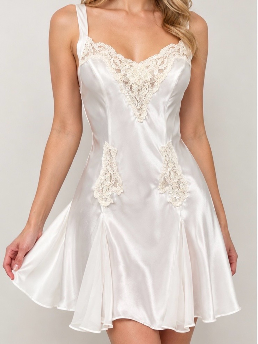 Vintage Victoria's Secret Ivory Satin Lace Trim Bridal Honeymoon Lingerie